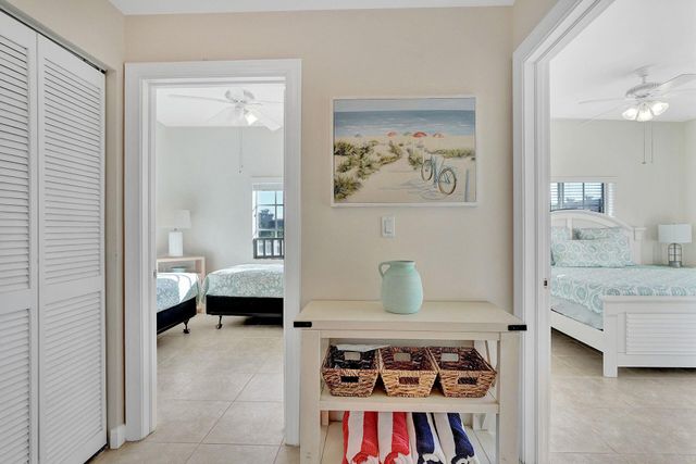 1931 NE 2nd Street 302, Deerfield Beach, FL 33441