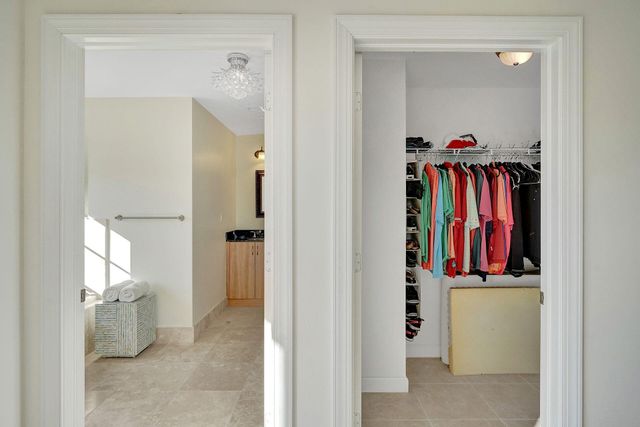 1931 NE 2nd Street 302, Deerfield Beach, FL 33441