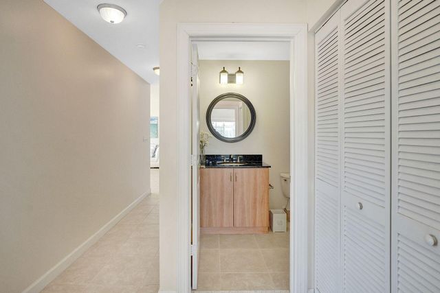 1931 NE 2nd Street 302, Deerfield Beach, FL 33441