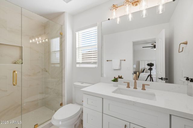 1910 S PORTLAND Avenue, Gilbert, AZ 85295