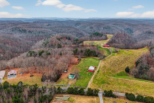 2578 Pea Ridge Rd, Liberty, TN 37095