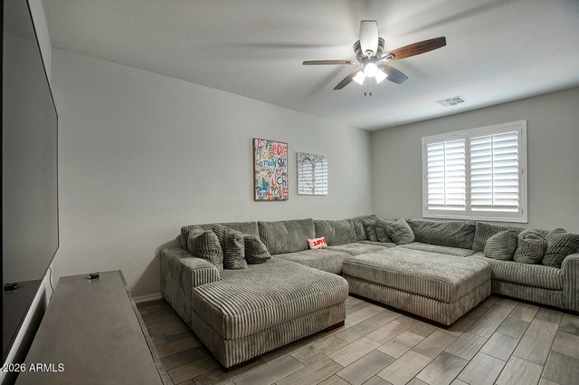 16094 W DESERT HILLS Drive, Surprise, AZ 85379