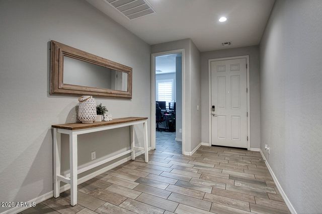 16094 W DESERT HILLS Drive, Surprise, AZ 85379