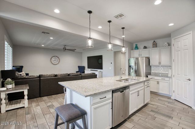 16094 W DESERT HILLS Drive, Surprise, AZ 85379