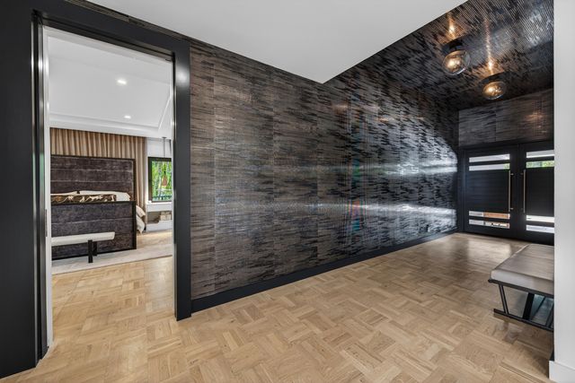 420 SE 17th Avenue, Fort Lauderdale, FL 33301