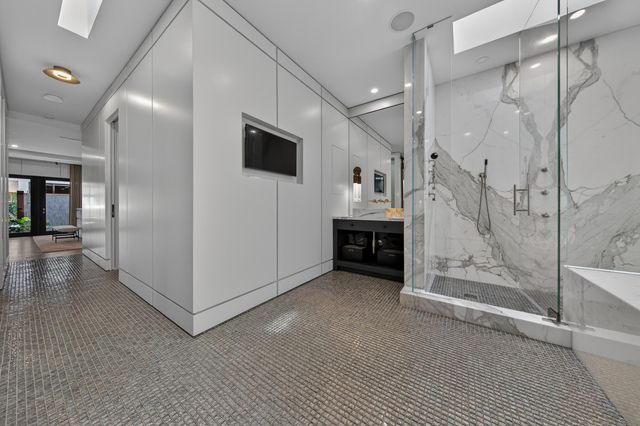 420 SE 17th Avenue, Fort Lauderdale, FL 33301