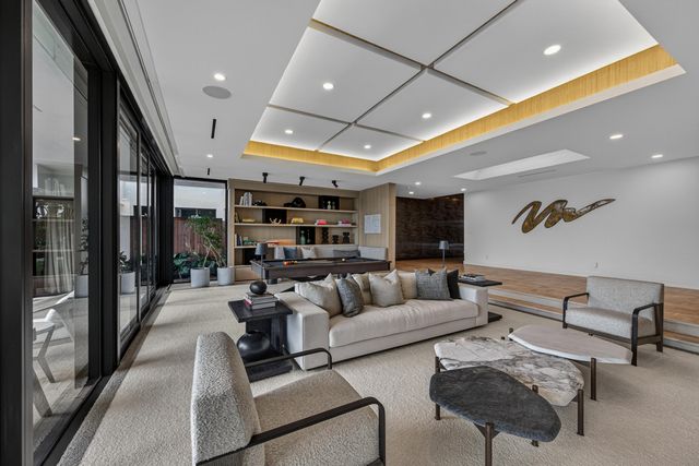 420 SE 17th Avenue, Fort Lauderdale, FL 33301