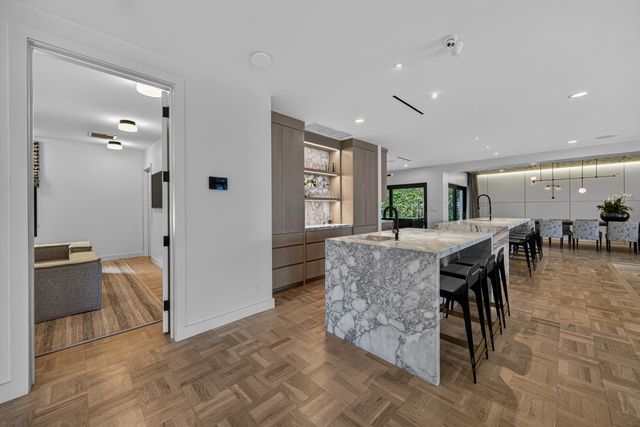 420 SE 17th Avenue, Fort Lauderdale, FL 33301