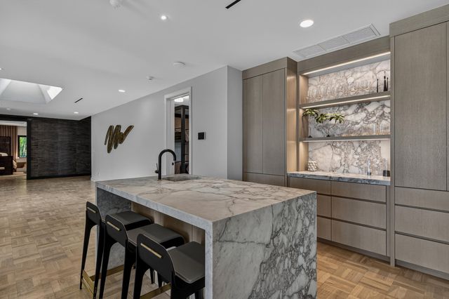 420 SE 17th Avenue, Fort Lauderdale, FL 33301