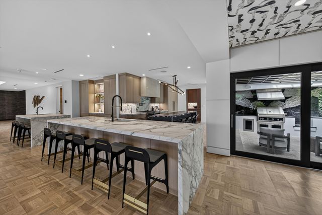 420 SE 17th Avenue, Fort Lauderdale, FL 33301