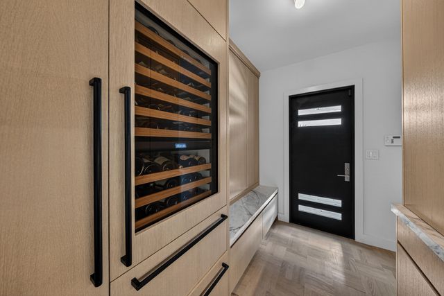 420 SE 17th Avenue, Fort Lauderdale, FL 33301