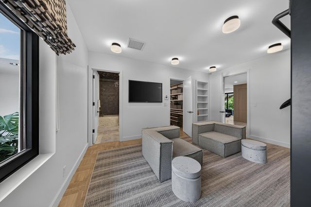 420 SE 17th Avenue, Fort Lauderdale, FL 33301