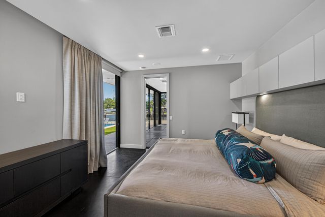 420 SE 17th Avenue, Fort Lauderdale, FL 33301