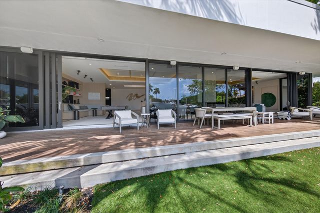 420 SE 17th Avenue, Fort Lauderdale, FL 33301