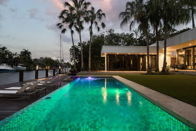 420 SE 17th Avenue, Fort Lauderdale, FL 33301