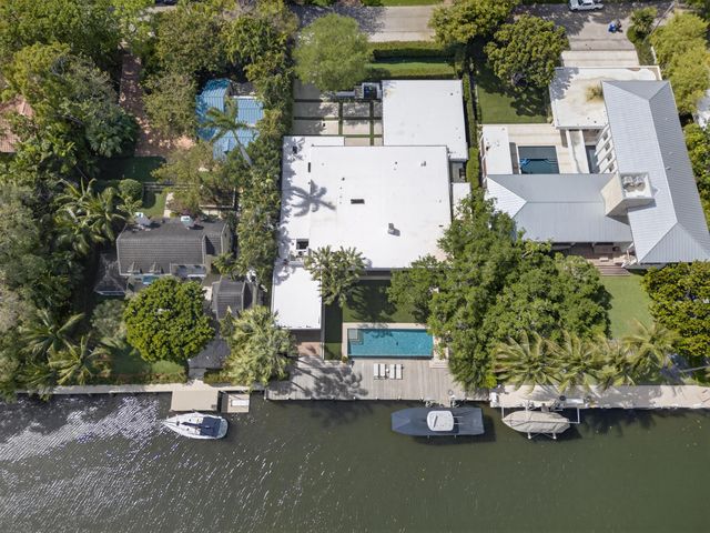 420 SE 17th Avenue, Fort Lauderdale, FL 33301