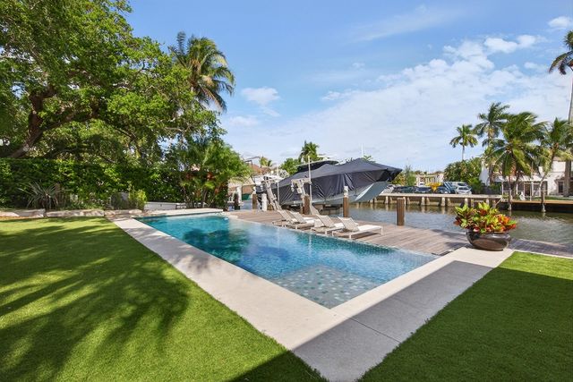 420 SE 17th Avenue, Fort Lauderdale, FL 33301