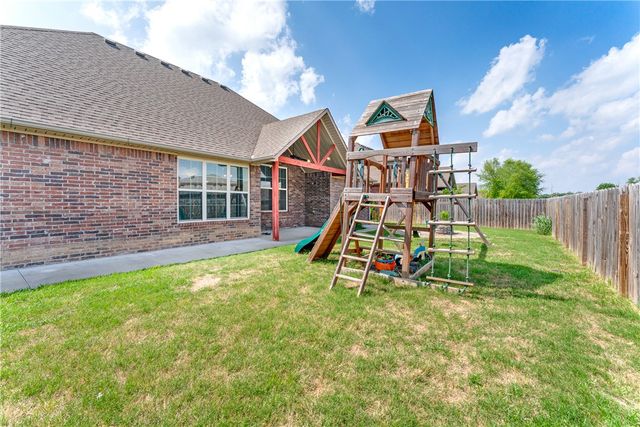 709 SW Barn Valley Road, Bentonville, AR 72712