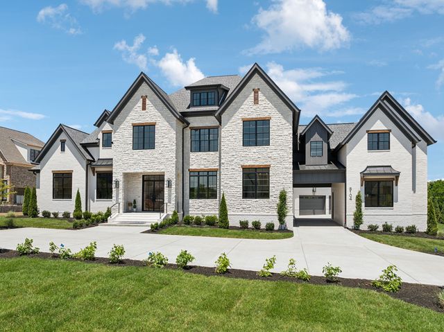 8104 Turning Point Dr, Brentwood, TN 37027