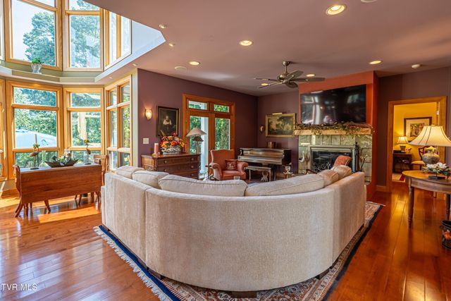 25586 Cornelius Drive, Abingdon, VA 24211