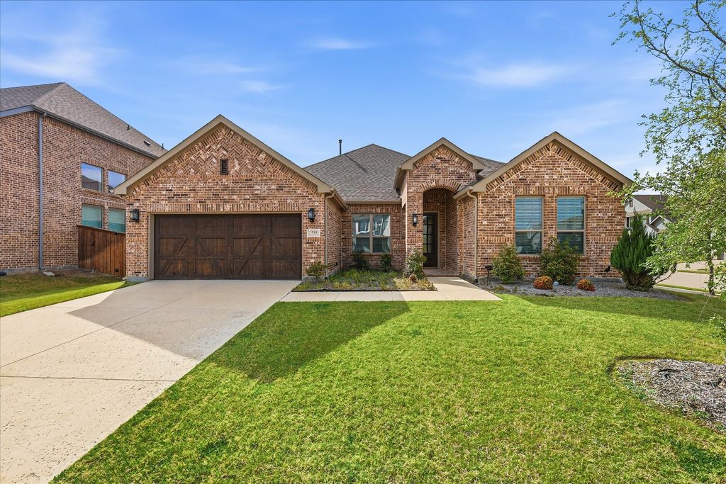 910 Cone Flower Drive, Prosper, TX 75078