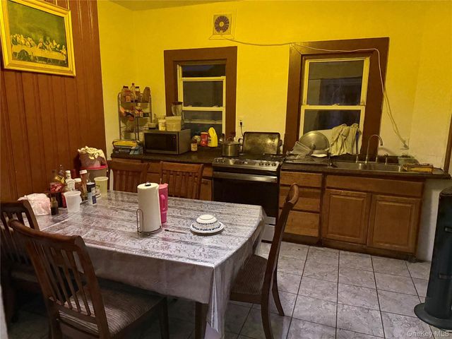 151 Amherst Street, Hempstead, NY 11550