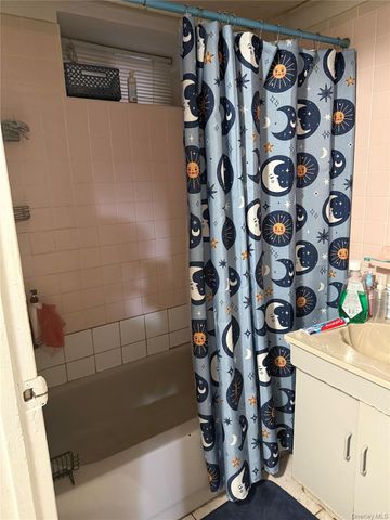 151 Amherst Street, Hempstead, NY 11550