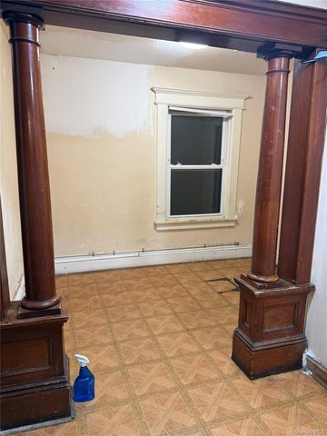 151 Amherst Street, Hempstead, NY 11550