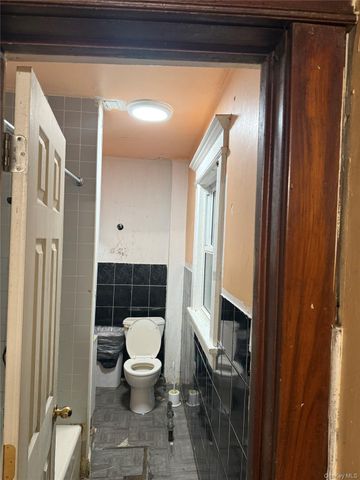151 Amherst Street, Hempstead, NY 11550
