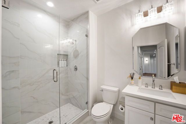 13503 Stonethwaite Lane, Bakersfield, CA 93311