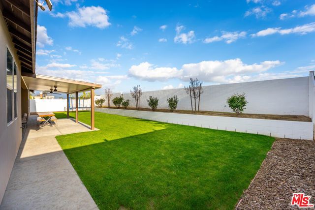 13503 Stonethwaite Lane, Bakersfield, CA 93311