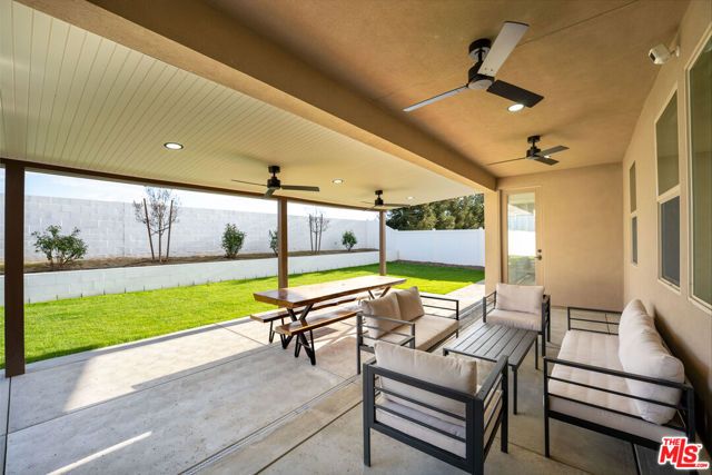 13503 Stonethwaite Lane, Bakersfield, CA 93311