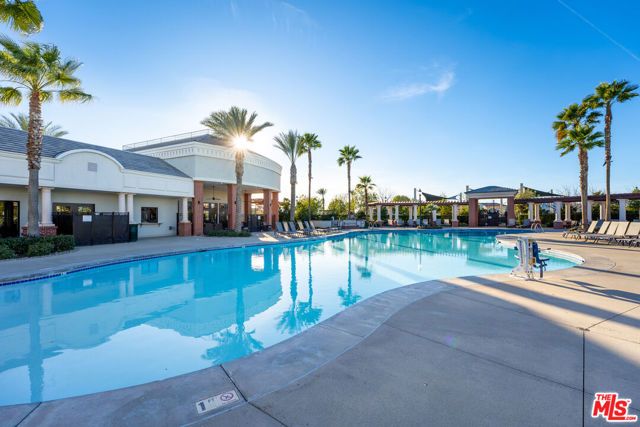 13503 Stonethwaite Lane, Bakersfield, CA 93311