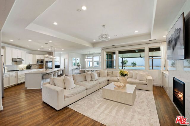 13503 Stonethwaite Lane, Bakersfield, CA 93311