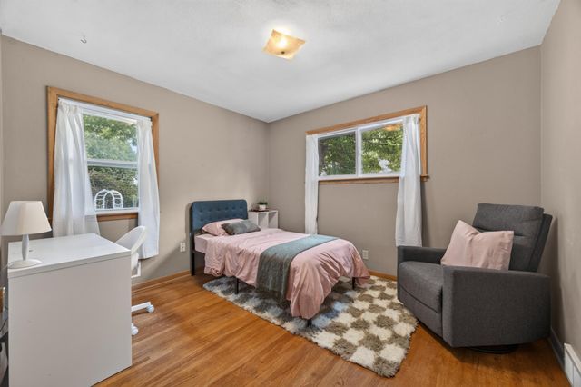 2093 Sherwood Avenue, Saint Paul, MN 55119