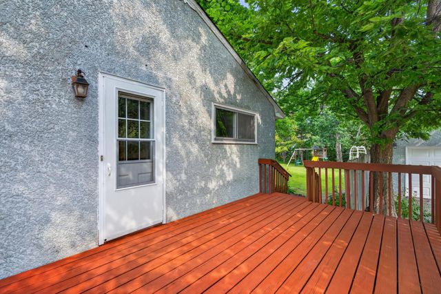 2093 Sherwood Avenue, Saint Paul, MN 55119
