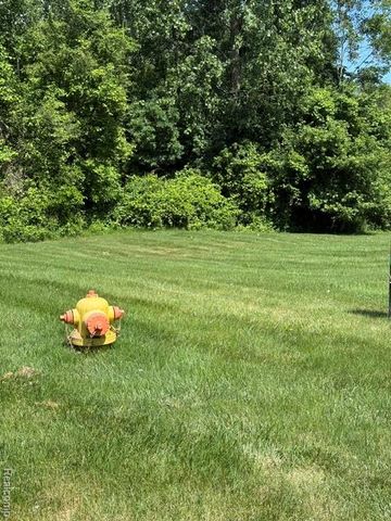 1467 Mallard Court, Burton, MI 48509