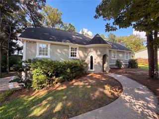 6257 N Summers Circle, Douglasville, GA 30135