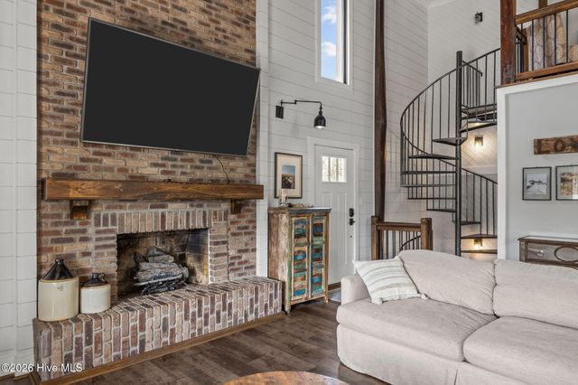 125 Loblolly Drive, Atlantic Beach, NC 28512