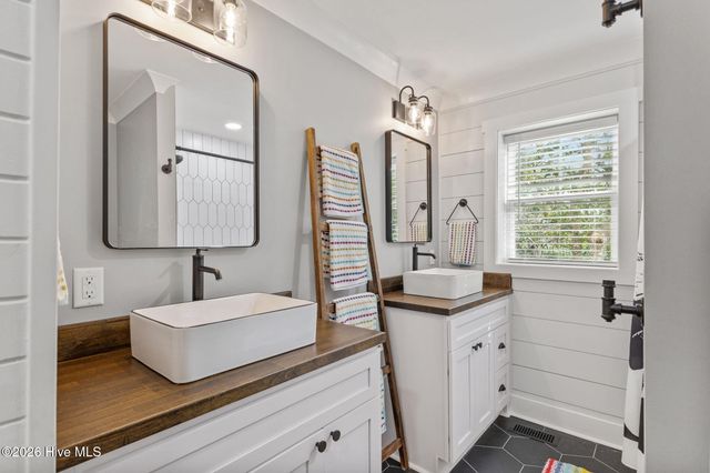 125 Loblolly Drive, Atlantic Beach, NC 28512