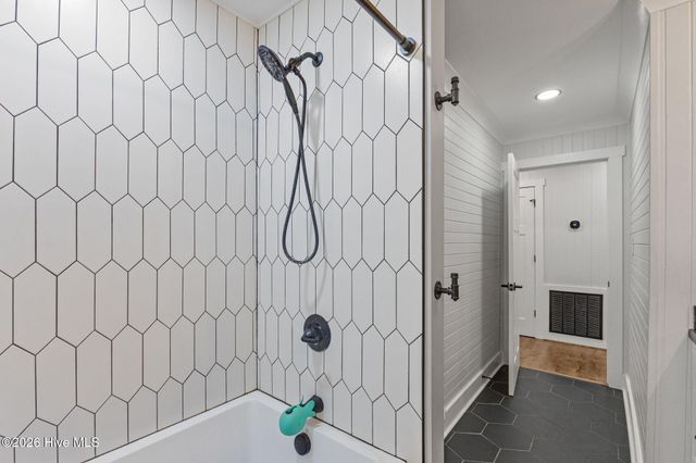 125 Loblolly Drive, Atlantic Beach, NC 28512