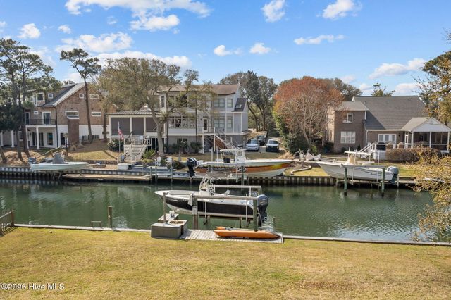 125 Loblolly Drive, Atlantic Beach, NC 28512