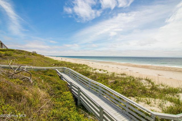 125 Loblolly Drive, Atlantic Beach, NC 28512