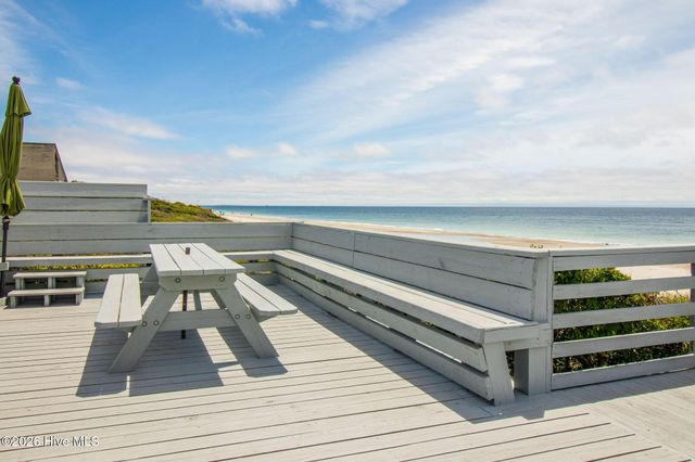 125 Loblolly Drive, Atlantic Beach, NC 28512