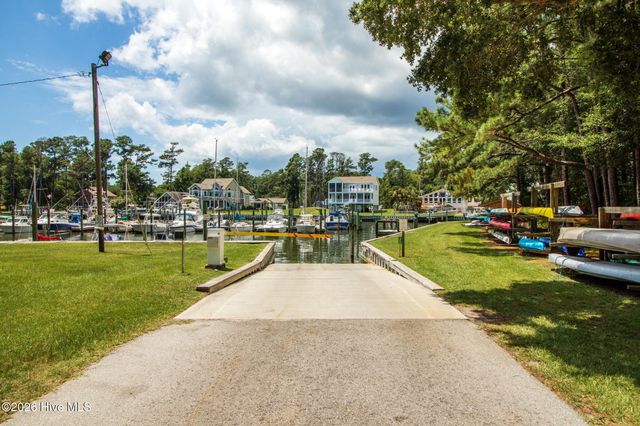 125 Loblolly Drive, Atlantic Beach, NC 28512