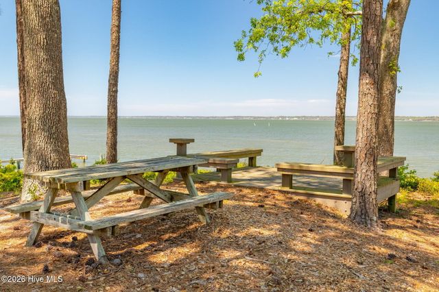 125 Loblolly Drive, Atlantic Beach, NC 28512