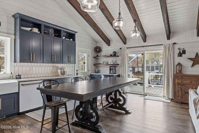 125 Loblolly Drive, Atlantic Beach, NC 28512