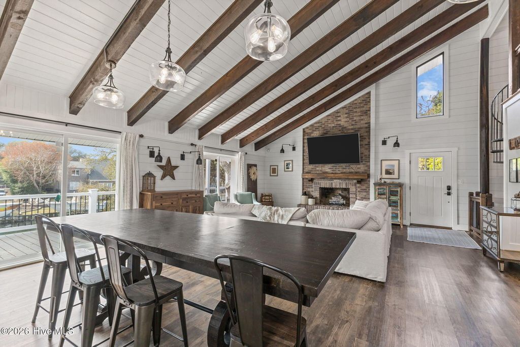 Image 10 of property listing at 125 Loblolly Drive, Atlantic Beach, NC 28512