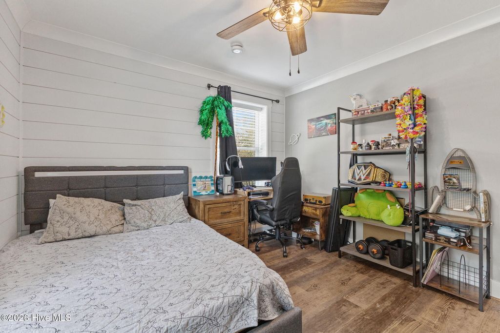 Image 25 of property listing at 125 Loblolly Drive, Atlantic Beach, NC 28512