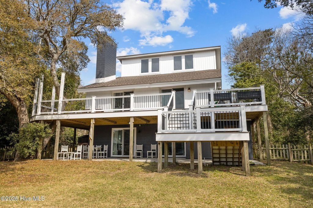 Image 48 of property listing at 125 Loblolly Drive, Atlantic Beach, NC 28512